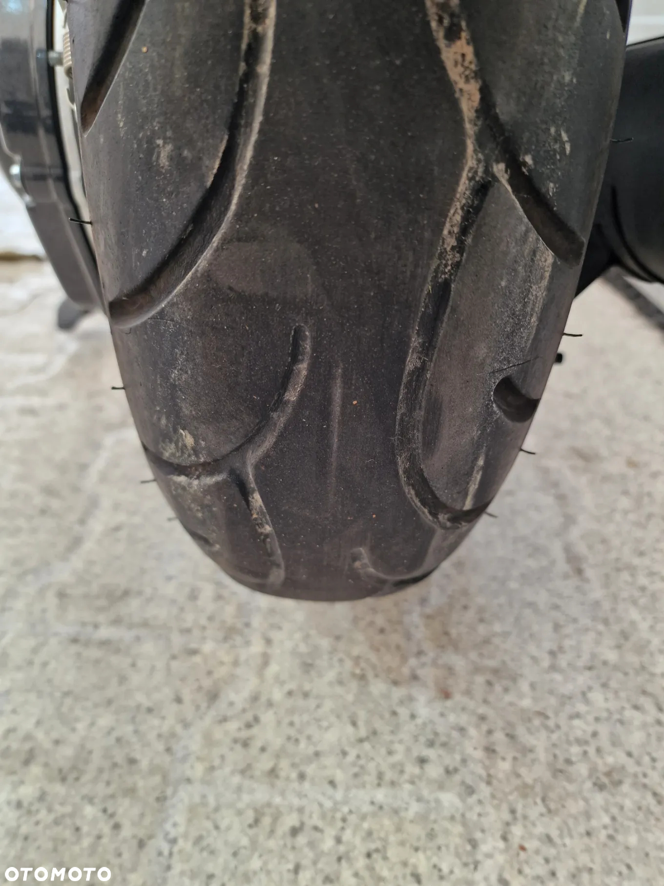 Suzuki Burgman - 11