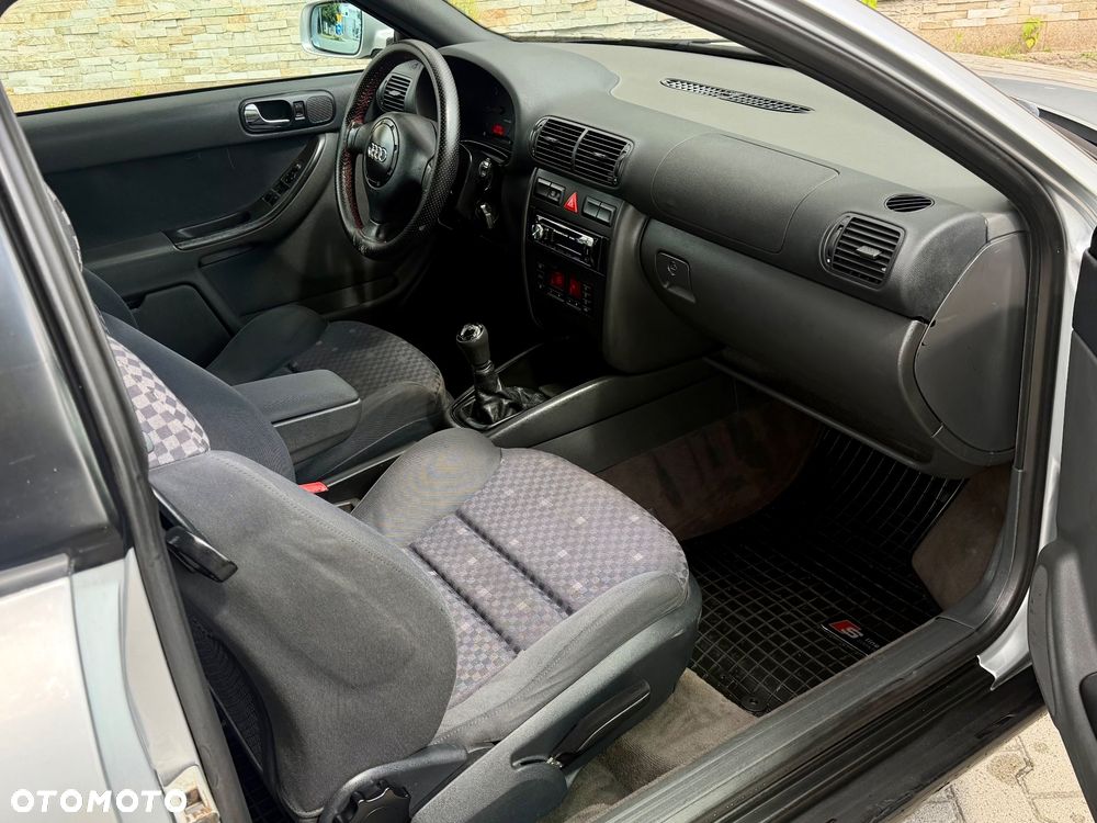 Audi A3 3-drzwiowe 1.9 TDI Ambiente - 23