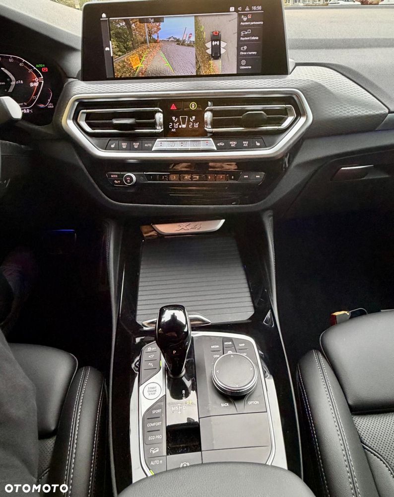 BMW X4 - 28