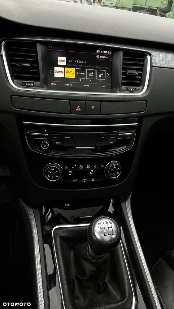 Peugeot 508 1.6 e-THP Allure S&S - 10