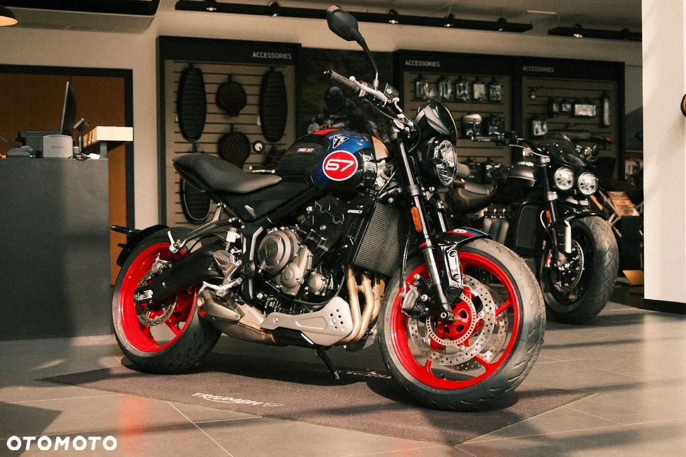 Triumph Trident