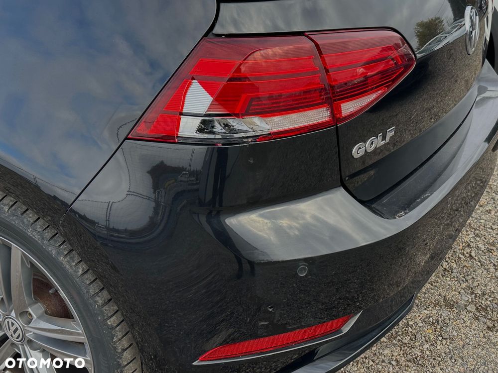 Volkswagen Golf 1.5 TSI OPF R-Line - 32