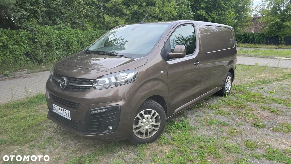Opel Vivaro - 11