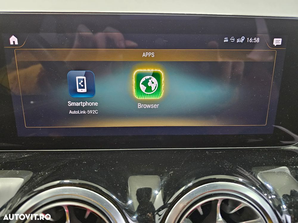 Mercedes-Benz GLA 250 4MATIC Aut. - 30