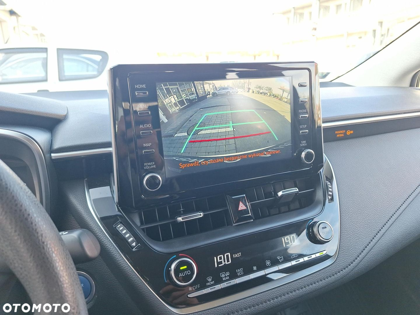 Toyota Corolla - 17