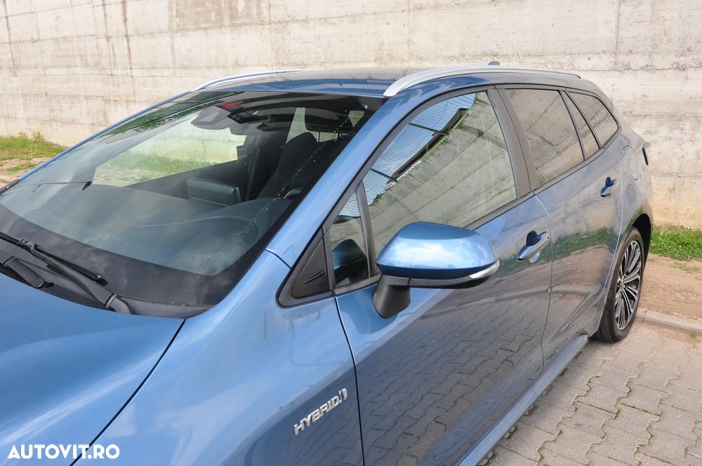 Toyota Corolla 1.8 HSD Business - 15