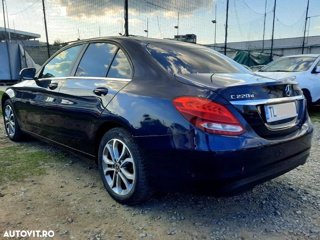 Mercedes-Benz C 220 d 4MATIC Aut. - 6