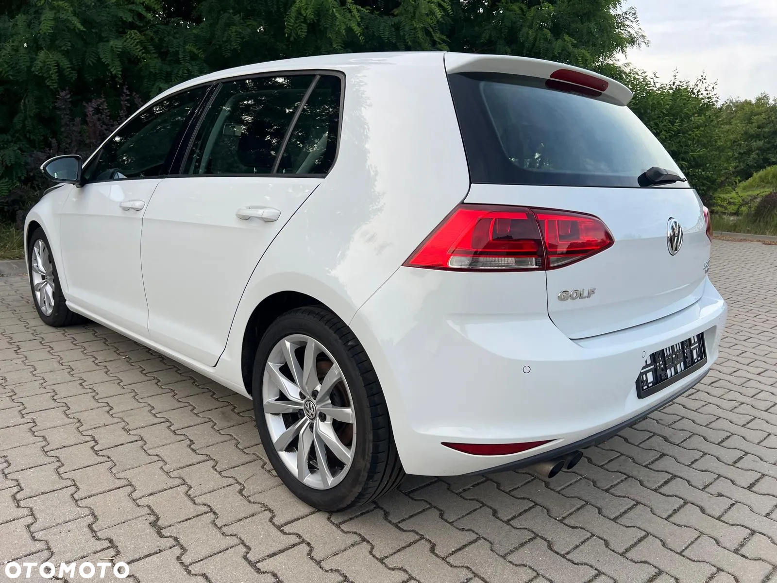 Volkswagen Golf 2.0 BlueTDI 4Motion Comfortline - 3