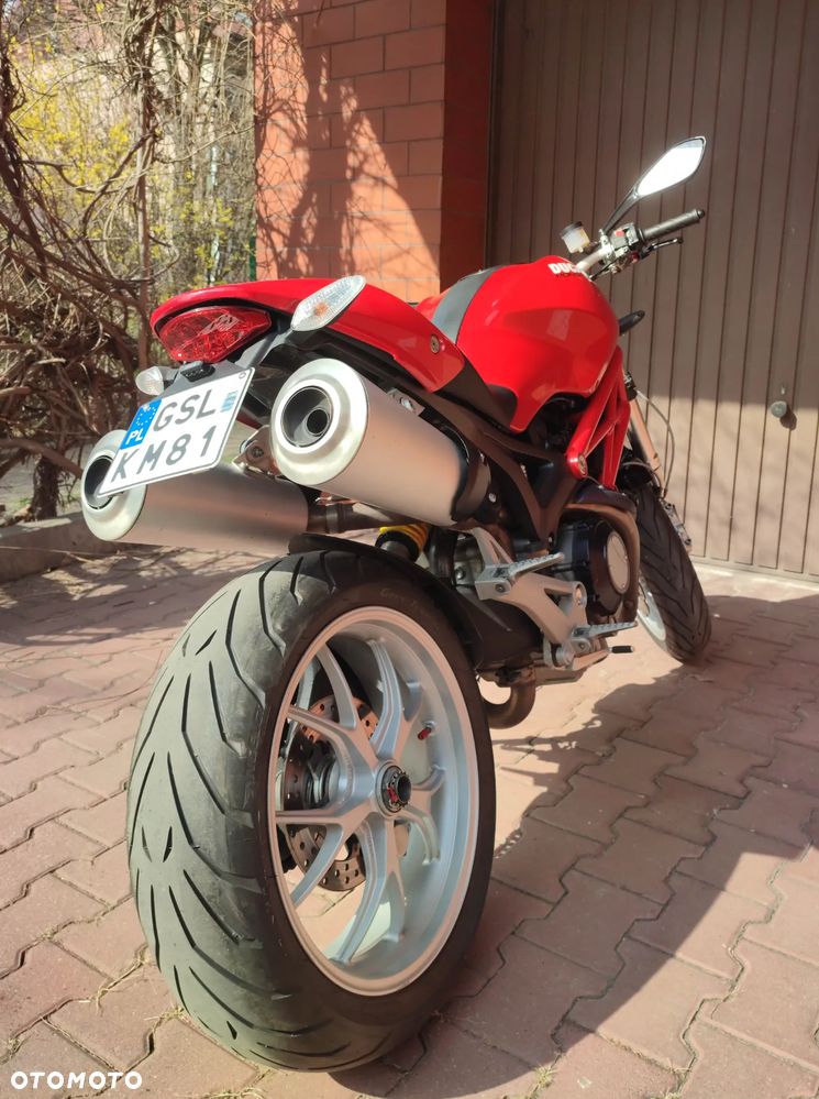 Ducati Monster - 4