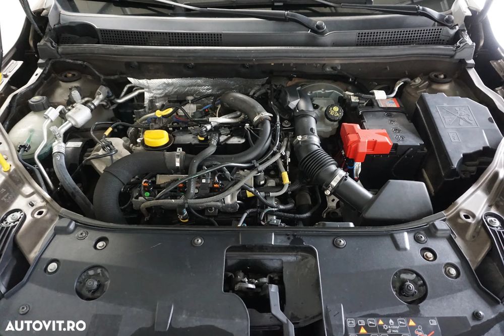Dacia Logan TCe 90 MT6 Prestige - 24