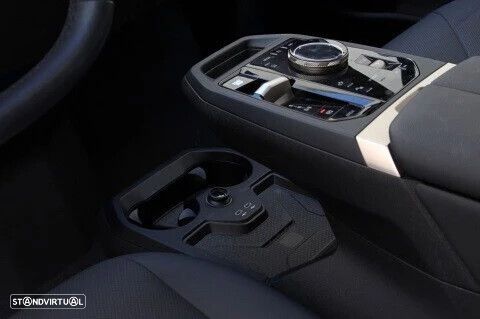 BMW ix xDrive 40 - 19