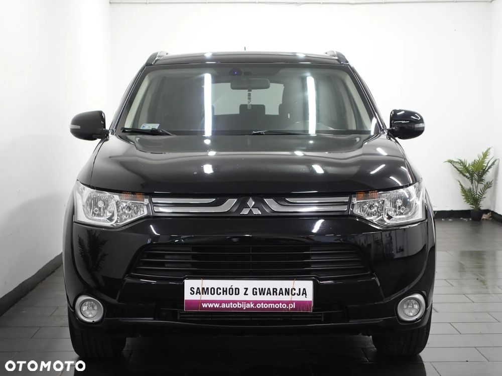 Mitsubishi Outlander 2.2 DI-D 4WD Invite - 12