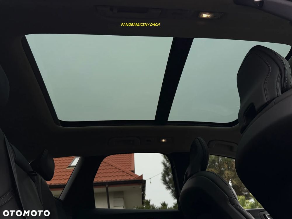 Volvo XC 60 B4 D AWD Plus Dark - 31