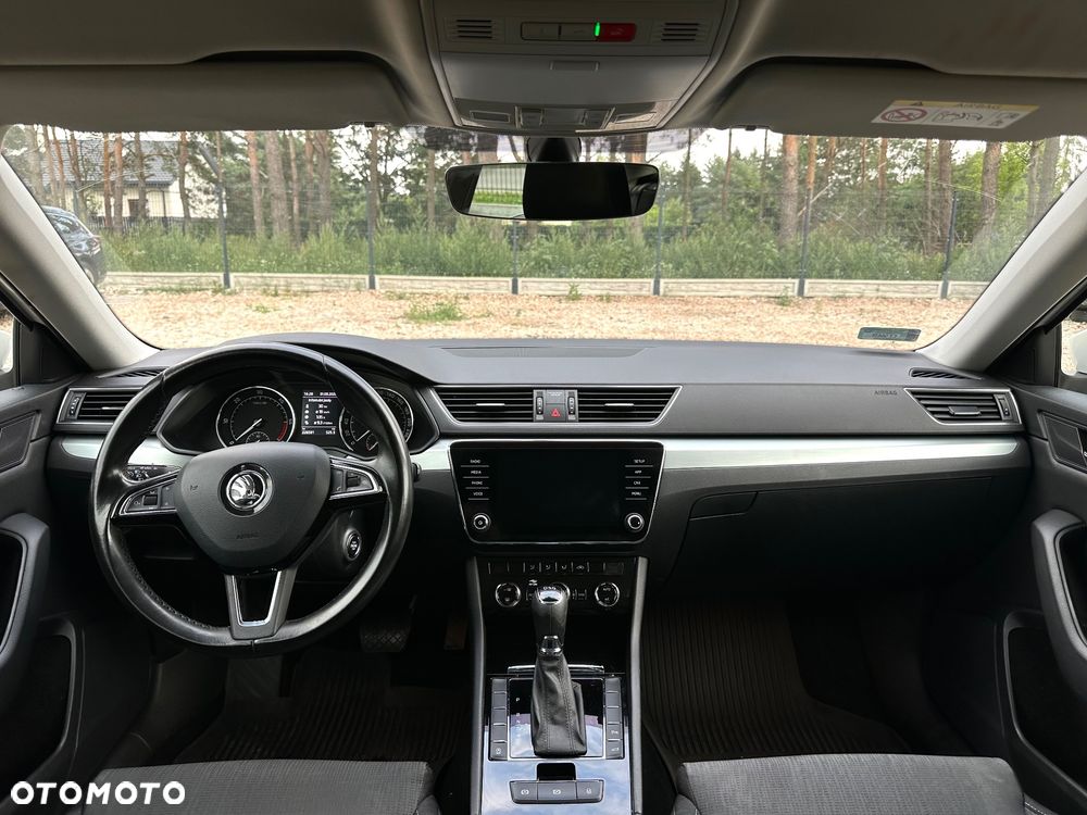 Skoda Superb 2.0 TDI Ambition DSG7 - 22