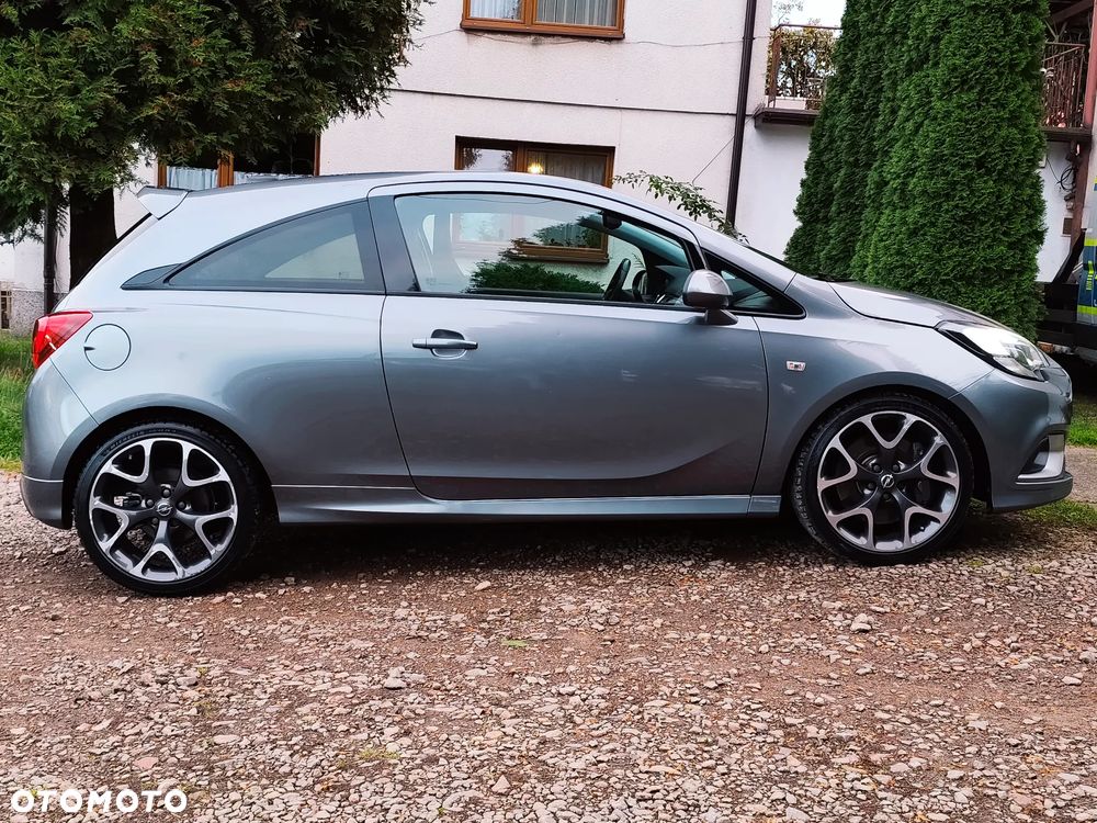 Opel Corsa 1.6 Turbo OPC - 3