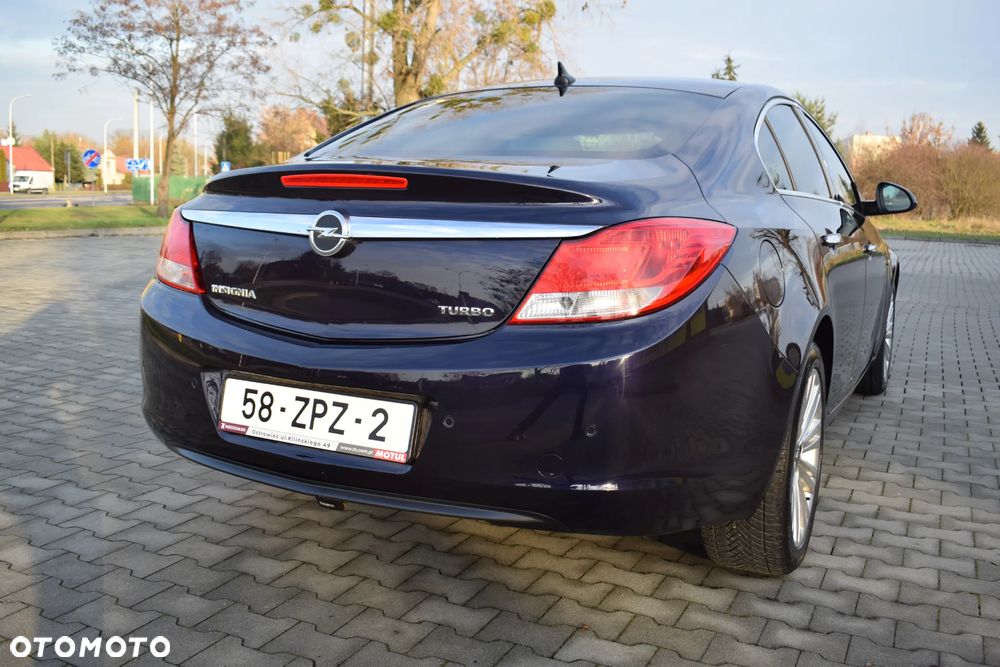 Opel Insignia 1.6 Turbo Cosmo - 11