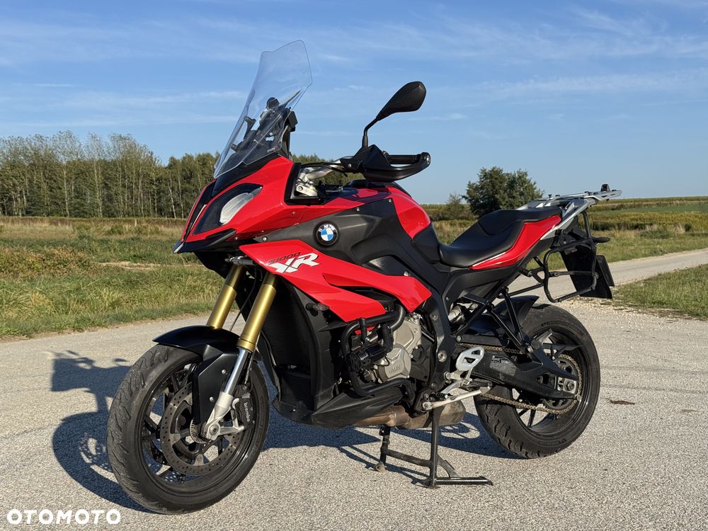 BMW XR - 8