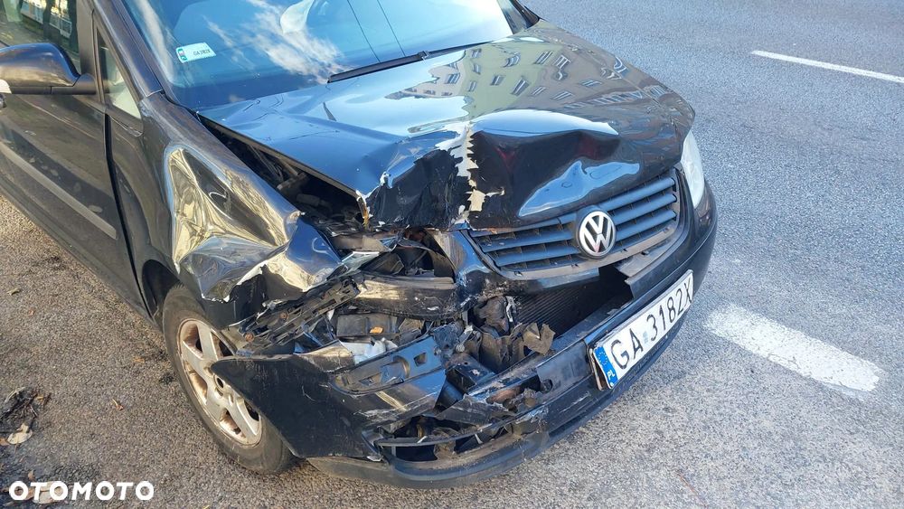 Volkswagen Touran 1.9 TDI - 6
