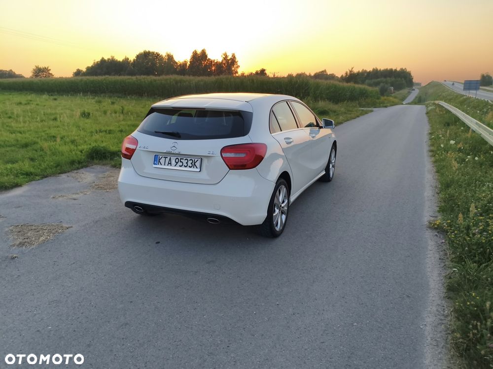 Mercedes-Benz Klasa A 180 d AMG Line - 3