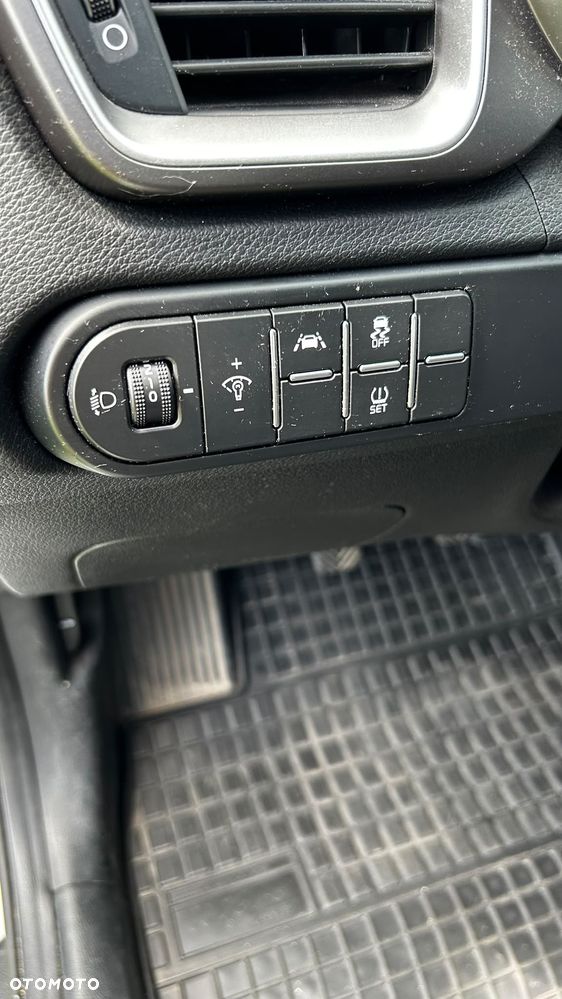 Kia Ceed 1.0 T-GDI GT-Line - 8