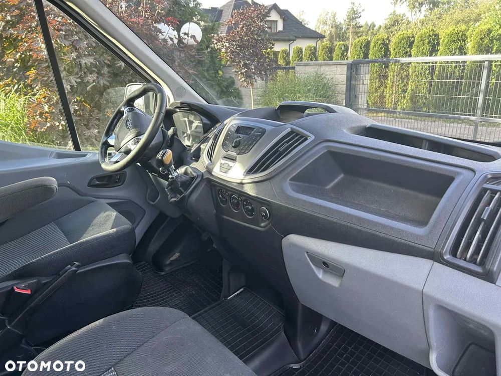 Ford Transit - 8