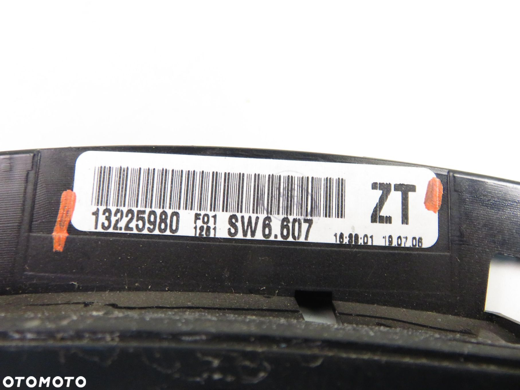 LICZNIK OPEL ZAFIRA B (A05) 1.9 CDTI 8V 120 - Z 19 DT 13225980ZT - 4