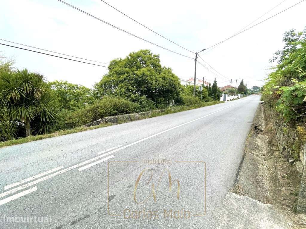 Terreno com 890m2, para Moradia isolada - Grande imagem: 2/20