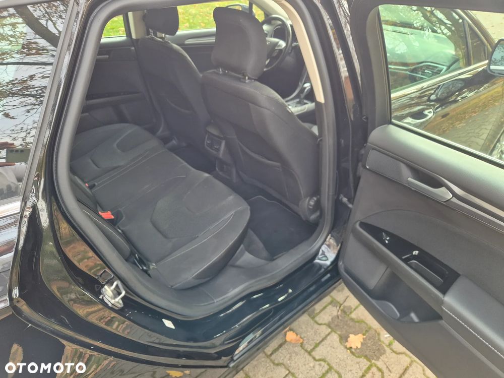 Ford Mondeo Turnier 2.0 Ti-VCT Hybrid Titanium - 22