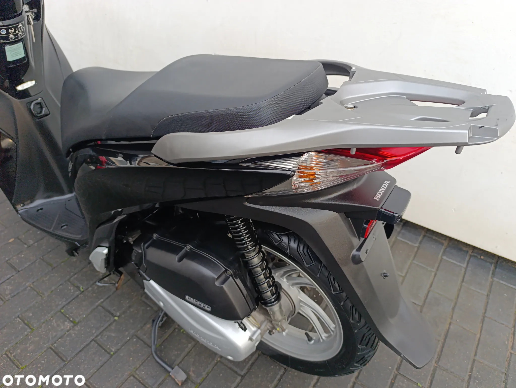 Honda SH - 17