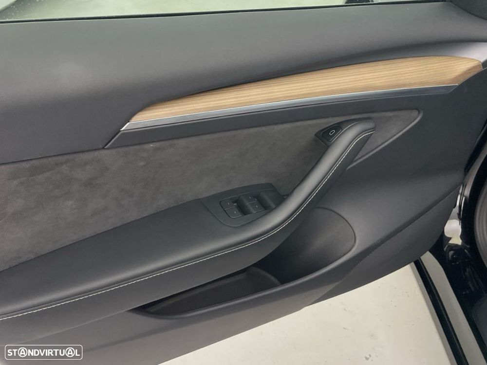 Tesla Model 3 Performance Tração Integral - 17