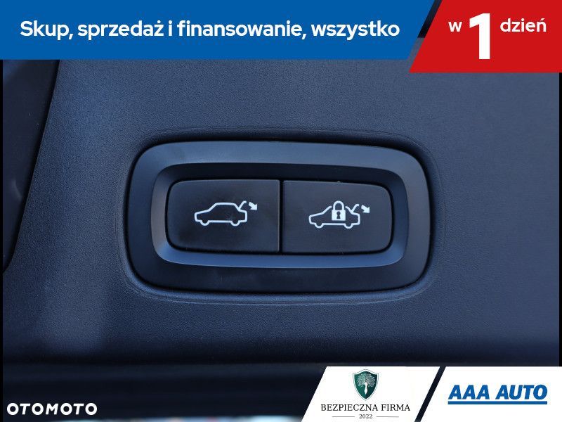 Volvo V90 Cross Country - 18