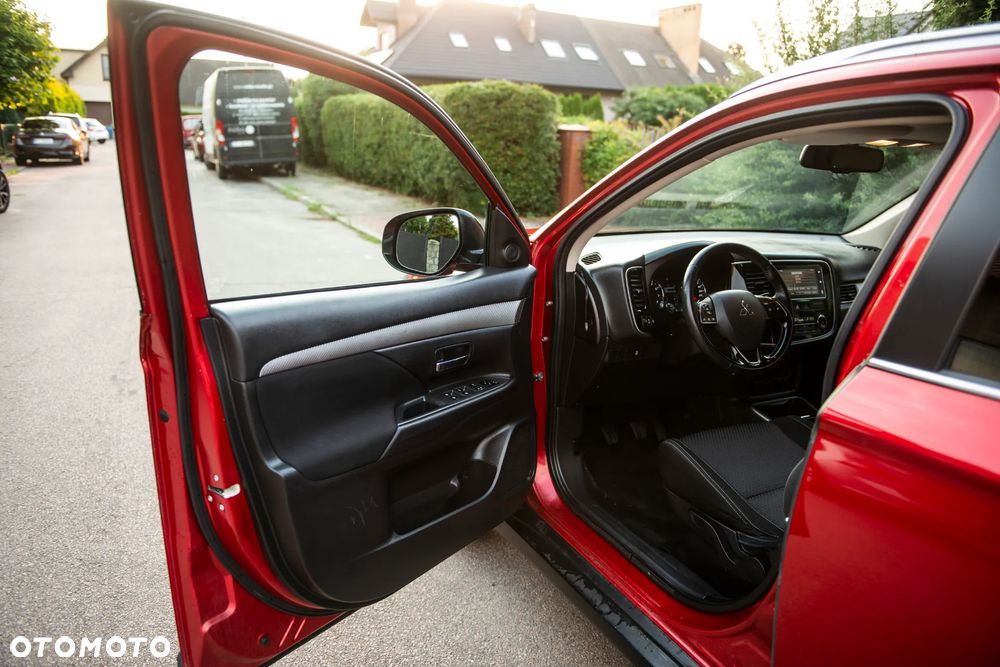 Mitsubishi Outlander 2.0 2WD Edition - 17