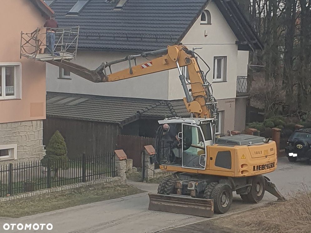 Liebherr A 916 - 2