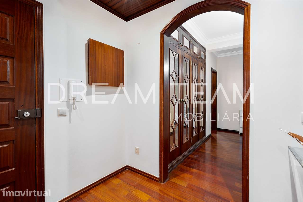 Apartamento T3 com terraço no centro do Montijo - Grande imagem: 2/25