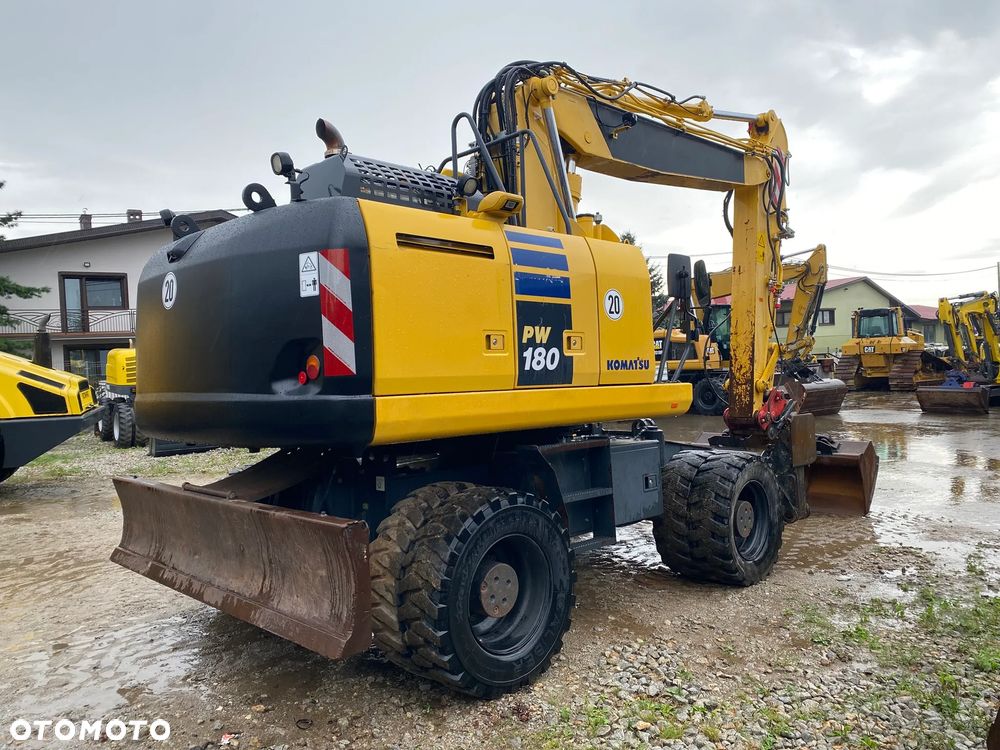 Komatsu PW180-10, 2018 ROK, 5400 MTH, PODPORY + PŁUG, Z NIEMIEC, PIĘKNY STAN - 9