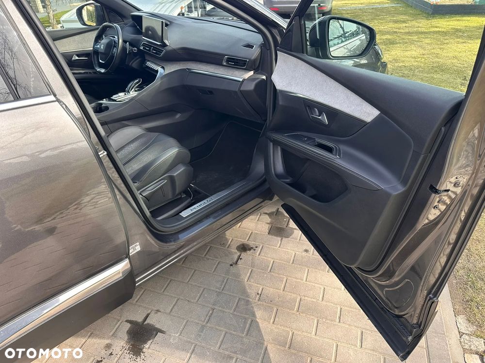 Peugeot 5008 PureTech 130 EAT8 Stop & Start Allure Business-Paket - 8