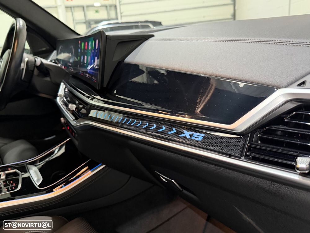 BMW X5 50 e xDrive Edição Desportiva M - 35