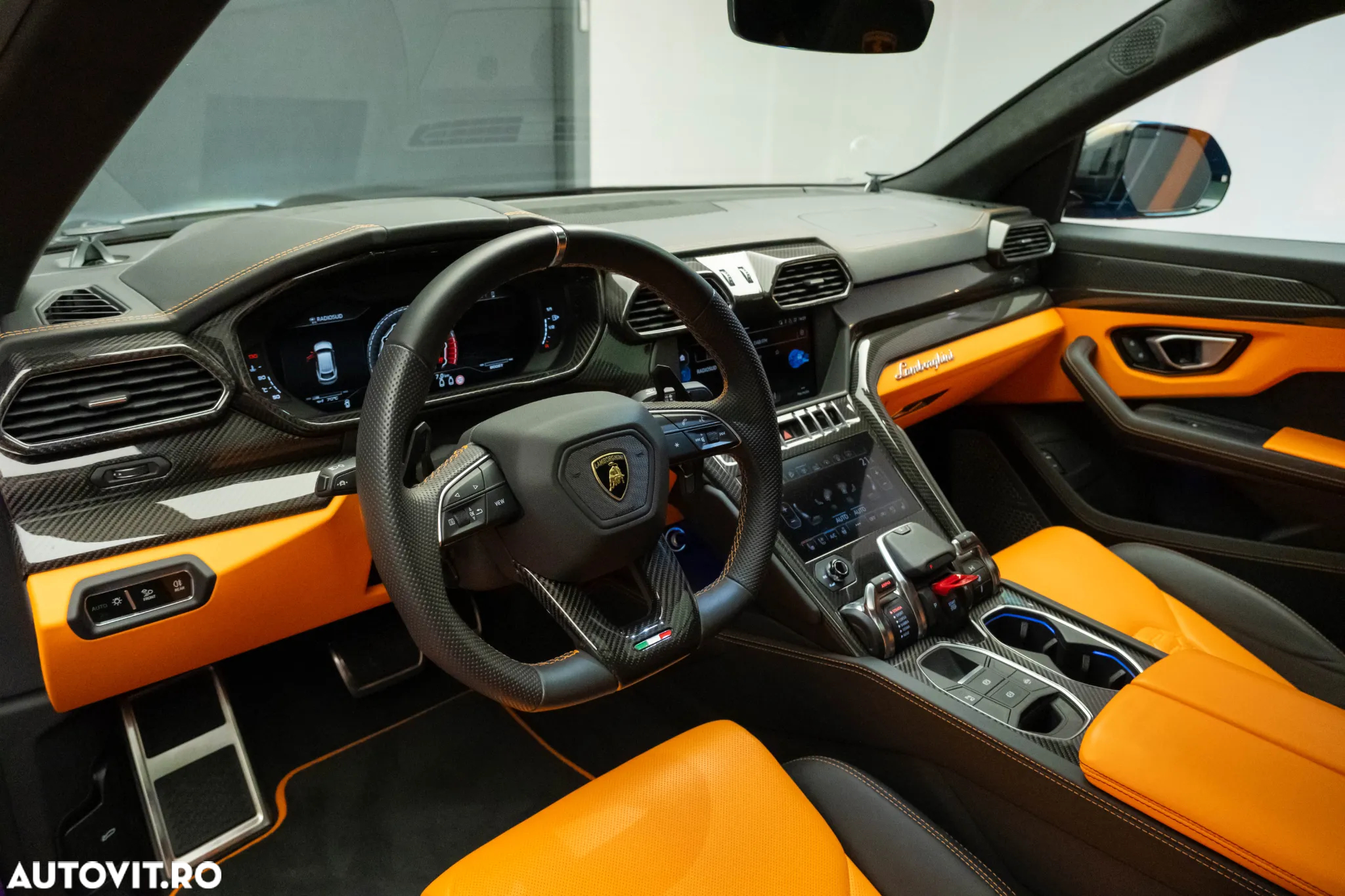 Lamborghini URUS - 22