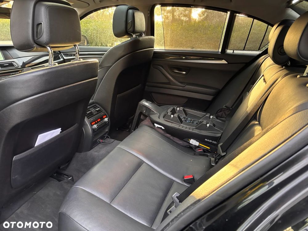 BMW Seria 5 530d Sport-Aut - 16