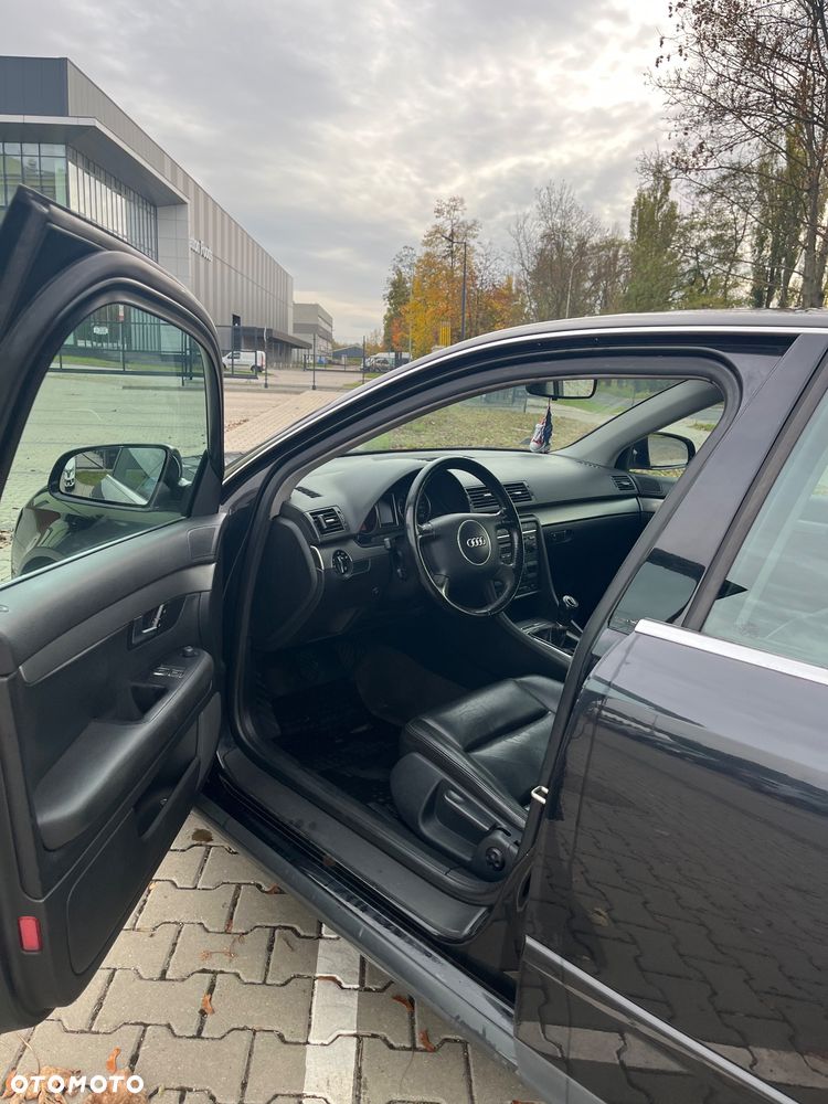 Audi A4 Limousine - 9