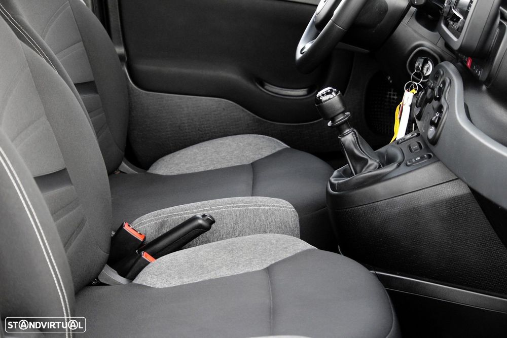 Fiat Panda 1.0 Hybrid City Cross - 24