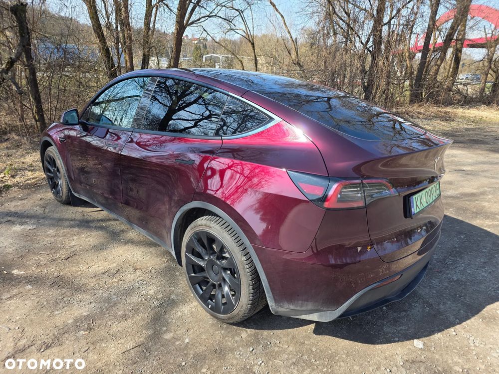 Tesla Model Y 79kWh Long Range AWD - 4