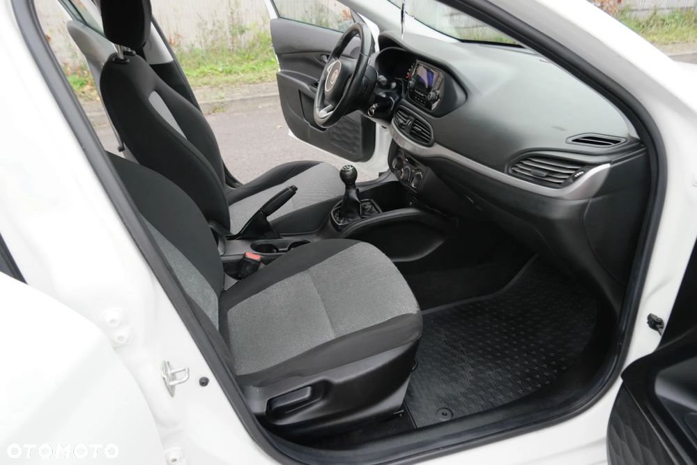Fiat Tipo - 22