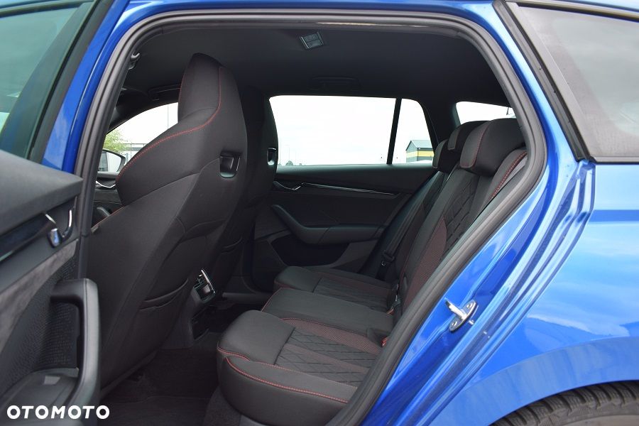 Skoda Octavia 2.0 TDI 4x4 RS DSG - 8