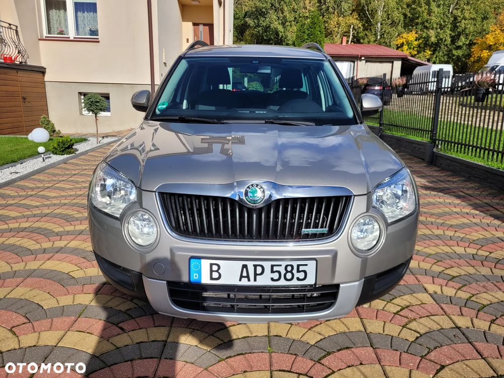 Skoda Yeti 2011 photo 2