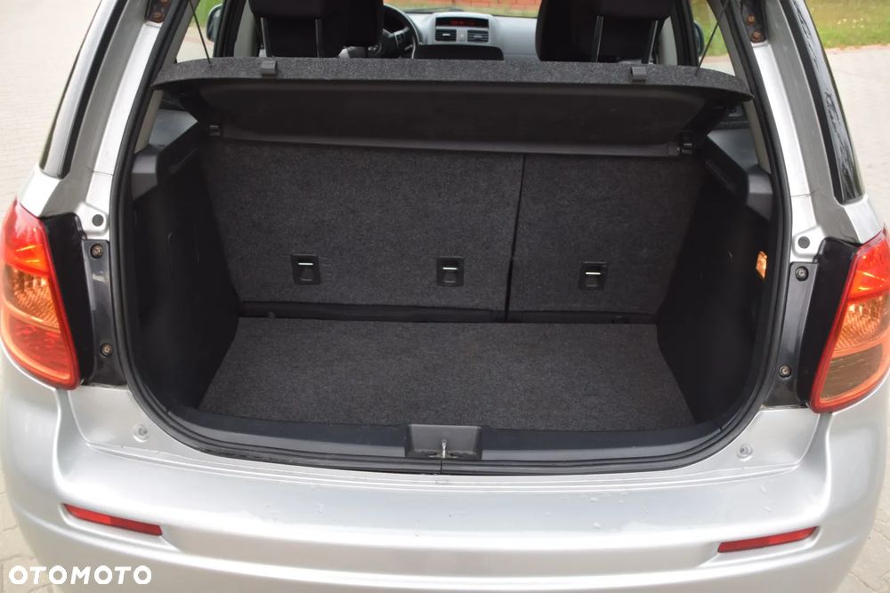 Suzuki SX4 1.6 GLX / Comfort - 15