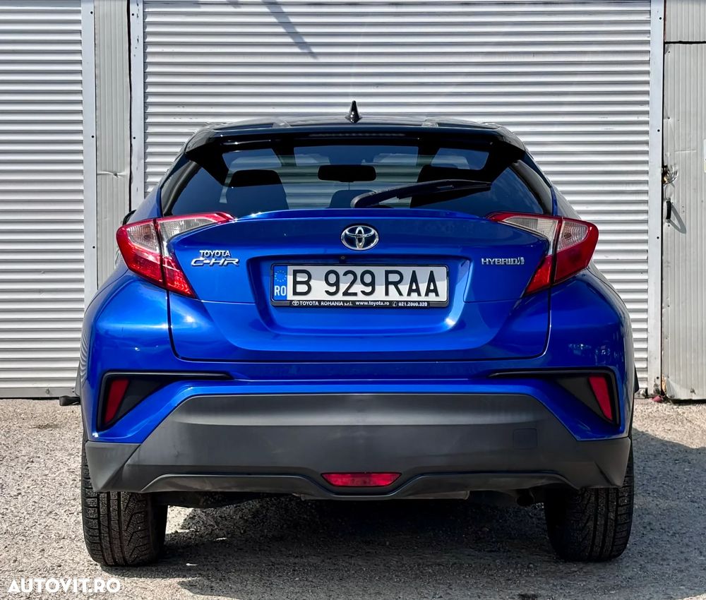 Toyota C-HR Lounge - 11