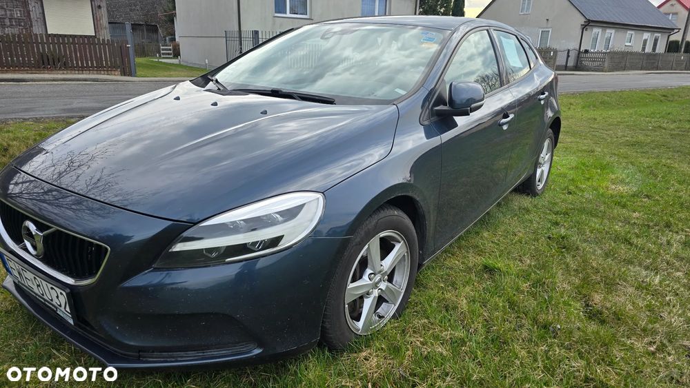 Volvo V40 D3 Drive-E Momentum - 1
