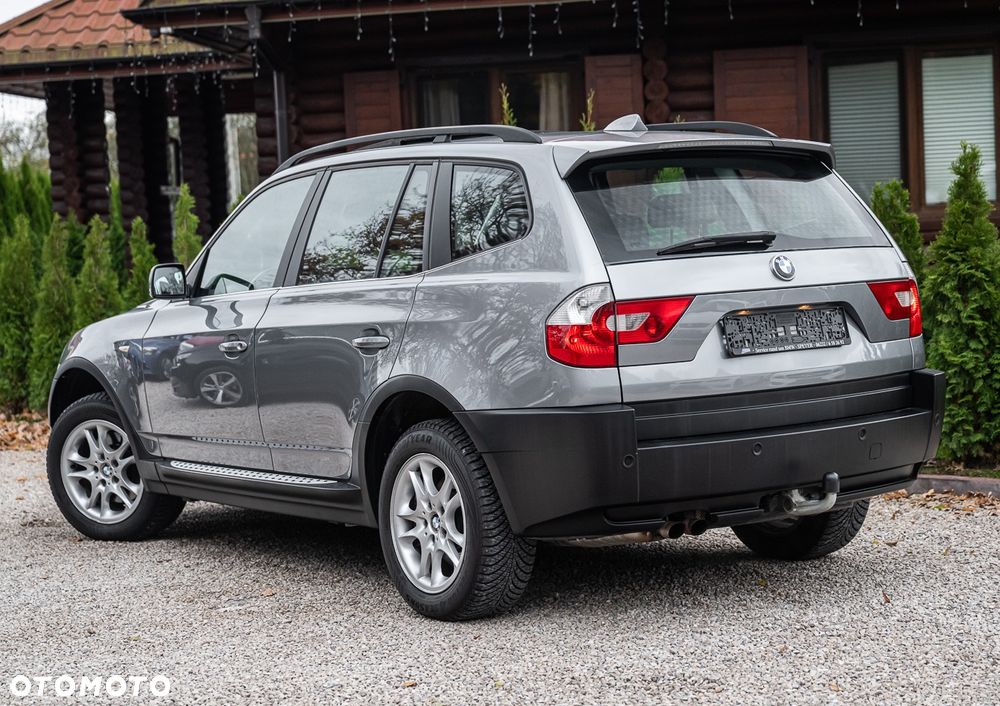 BMW X3 2.5i - 9
