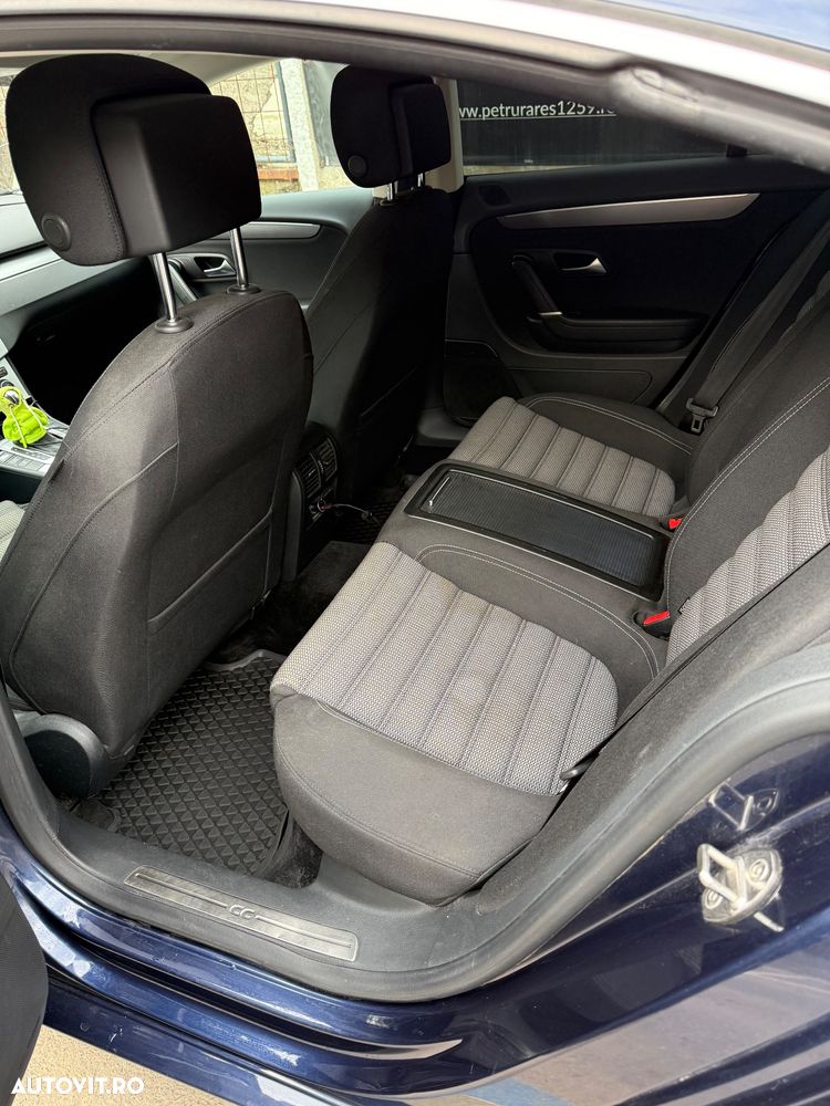 Volkswagen Passat CC - 10